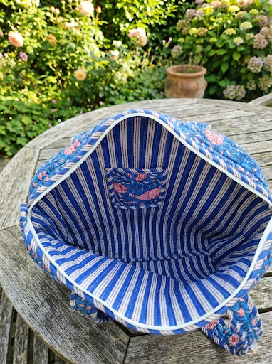 Blue Hand-Quilted Tote Bag with Zipper & Pocket [16x16]