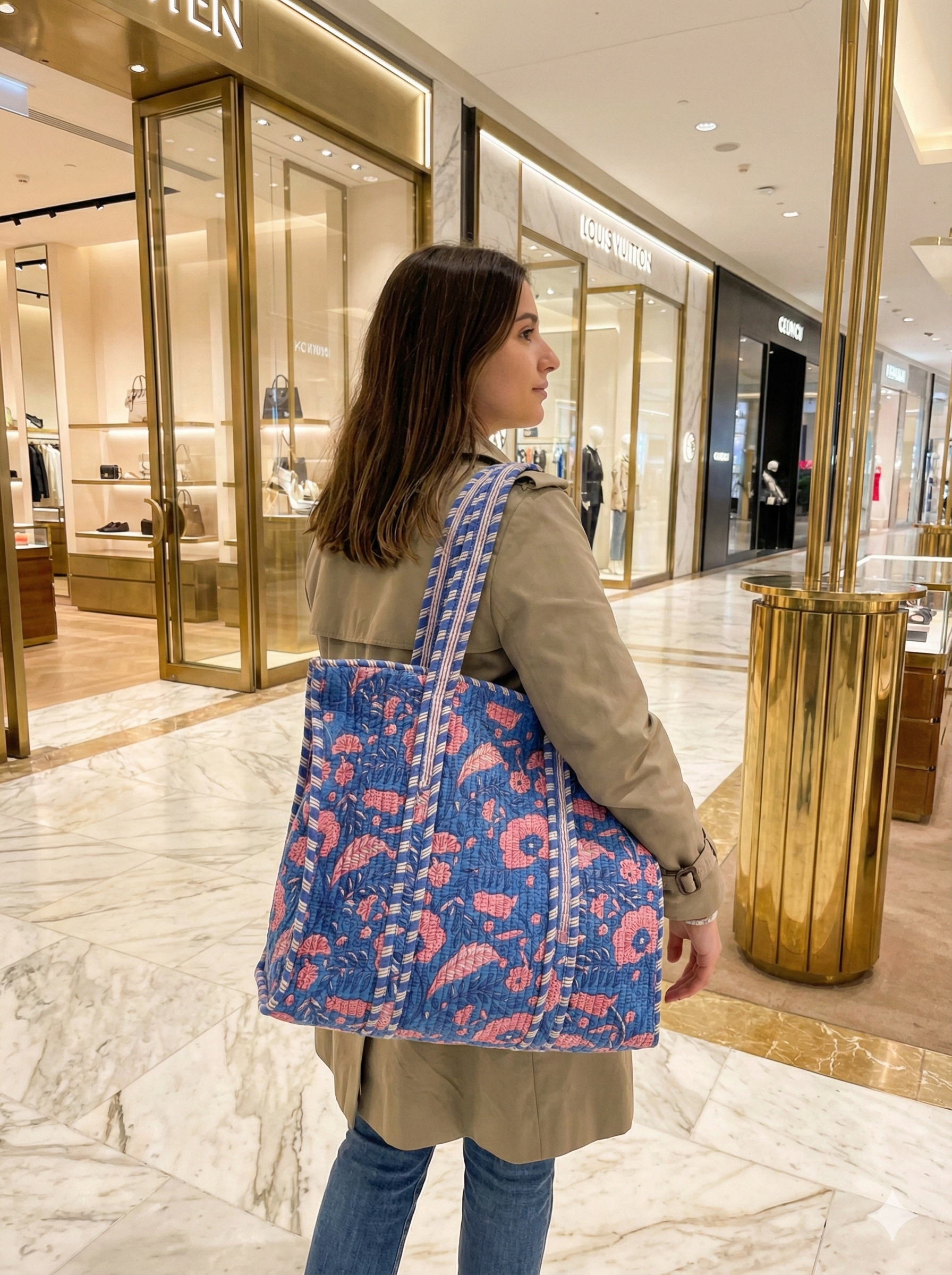 Blue Hand-Quilted Tote Bag with Zipper & Pocket [16x16]