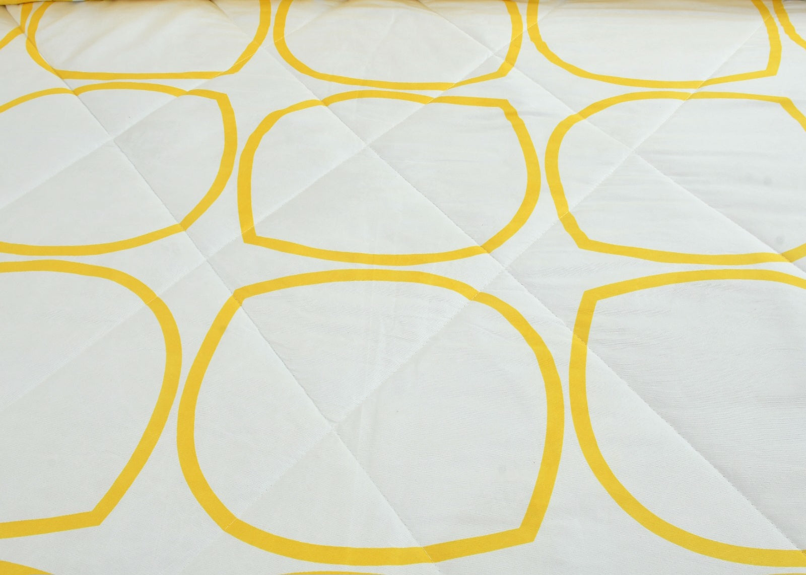 Microfibre Bedsheet Set | Double Bed Yellow with 2 Pillow Covers
